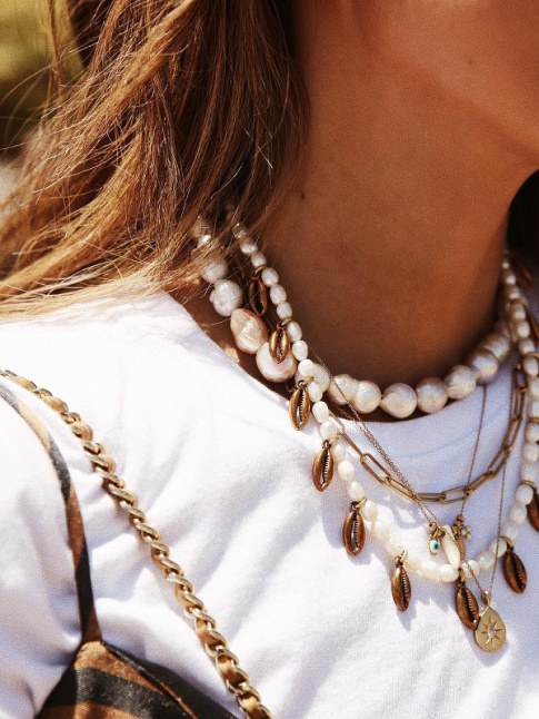 On aime quand les perles passent du chic au wild
