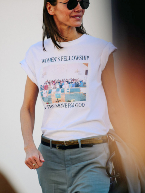 Le roulottage de manches de tee-shirt : tout un art !