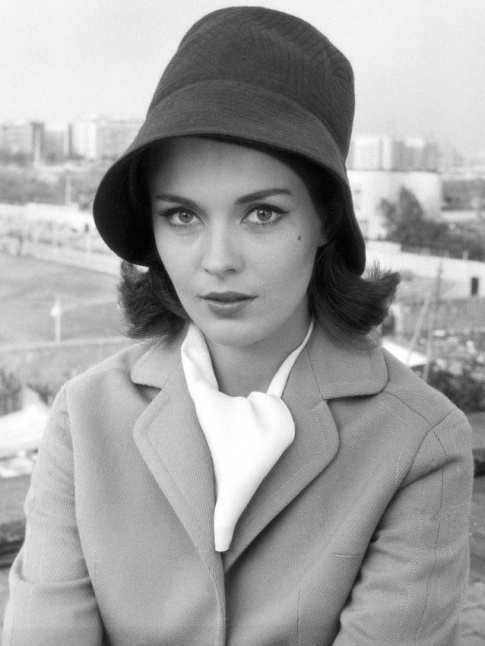 Jean Seberg, pile dans la tendance bob/cloche de 2019 !