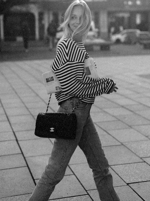 Le combo marinire/jean/petit sac Chanel se rvle toujours aussi efficace !
