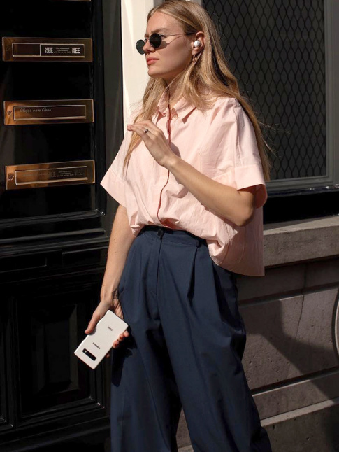 Rose + bleu marine = le bon mix