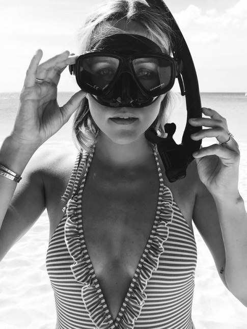 Oui au maillot de bain une pice plus girly/sensuel que 100% sportswear !