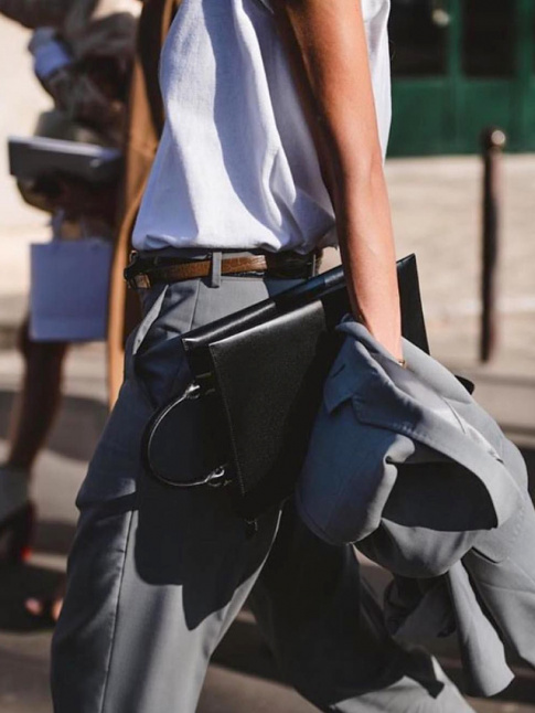 La parfaite tenue de travail #1