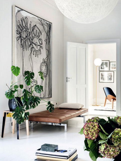 Cuir minimaliste + verdure = le bon mix
