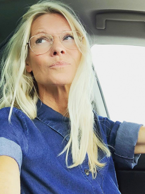 Le format chemisette sied fort bien  la chemise en jean !