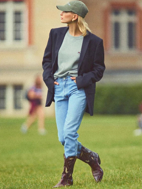 Quand Hailey Baldwin s'inspire d'un look iconique de la princesse Diana !