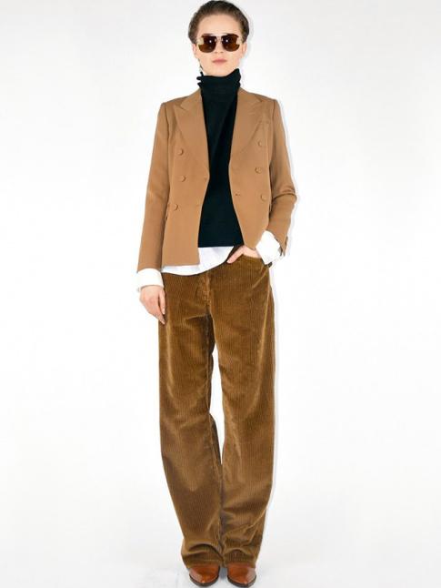 Et si l'on troquait notre pantalon de costume contre un modle en velours ctel ?