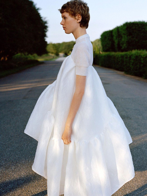 Pour ou contre les robes de marie lgrement conceptuelles ?