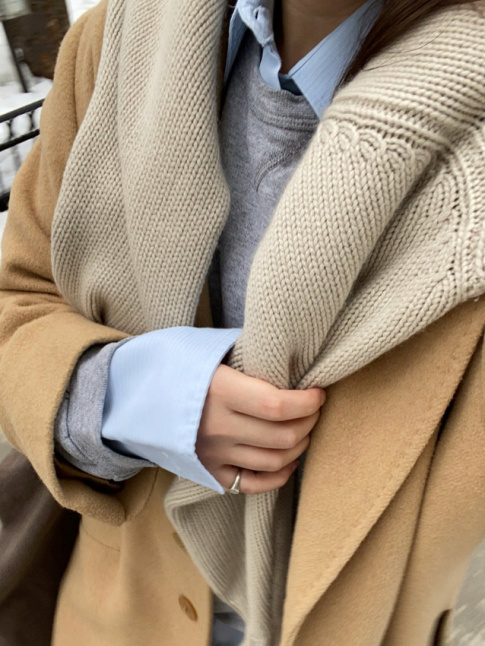 Oui au sweat gris trait comme un pull fin  part entire !
