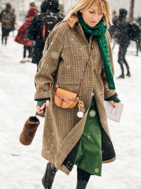 Ne jamais sous-estimer la dimension exhausteur de look du vert !