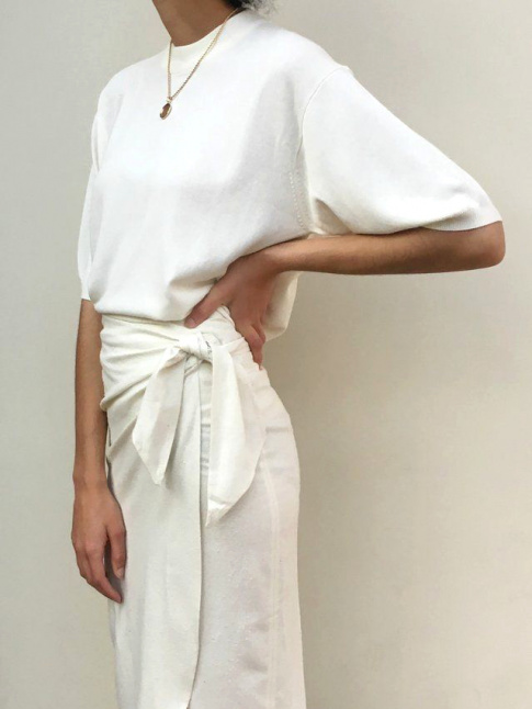 Mlant tlescopage de styles et duo de faux blancs, ce look a tout bon !