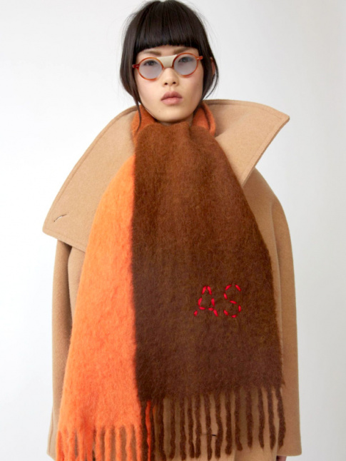 Camel + marron + orange = le bon mix