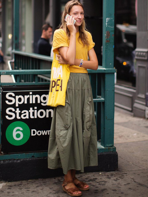 Jaune + kaki + touche de marron = le bon mix