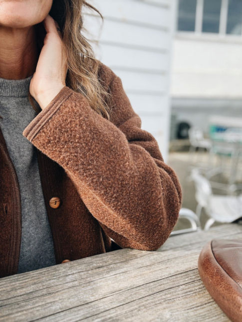 Gris + marron + textures = le bon mix