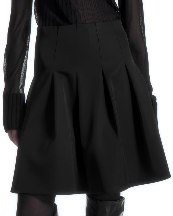 Mini-jupe plisse noire