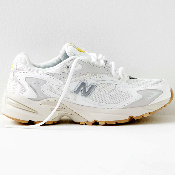 Baskets 725 New Balance blanc