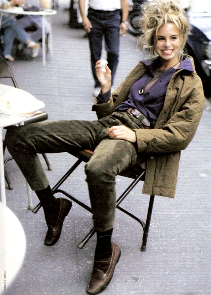 Les années 90... ou quand les mannequins souriaient sur les photos !