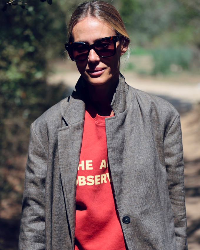 Oui au blazer porté en mode décontracté !