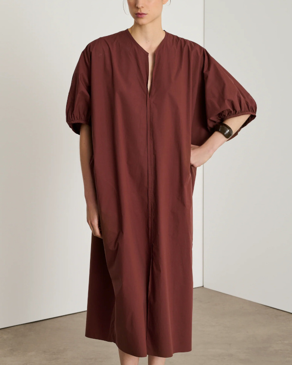 Robe en popeline de coton acajou