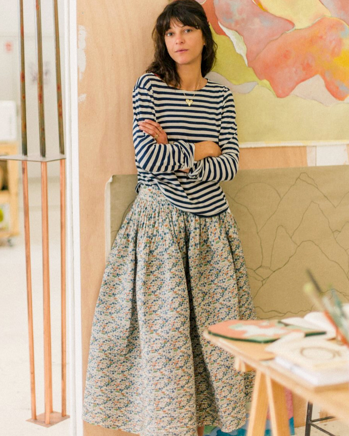 À la fois bohème et subtilement espiègle, ce look a tout bon !