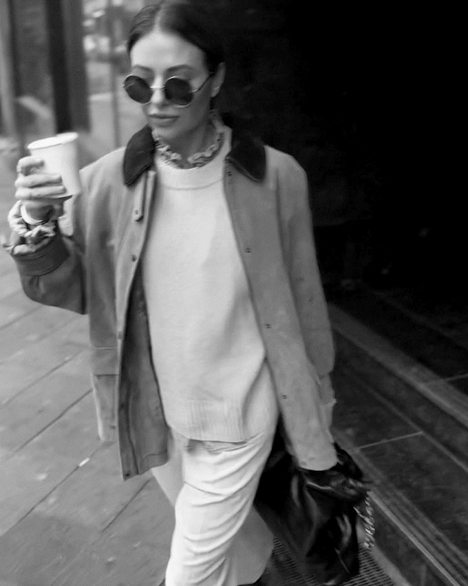 Col volanté + veste barn = le bon mix