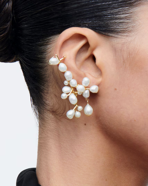 CLIPS D'OREILLES DPAREILLS  PERLES D'EAU DOUCE