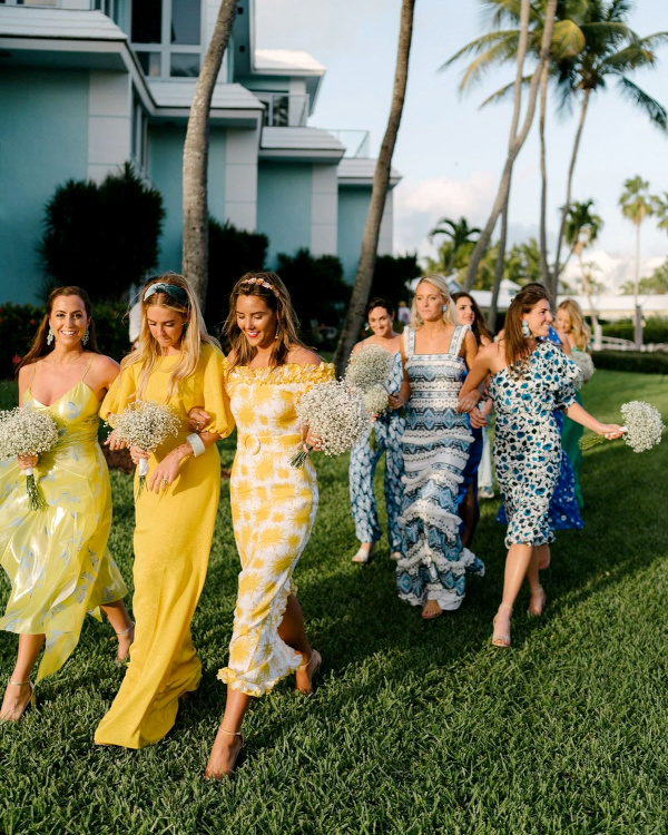 Robes longues colorées pour un mariage
