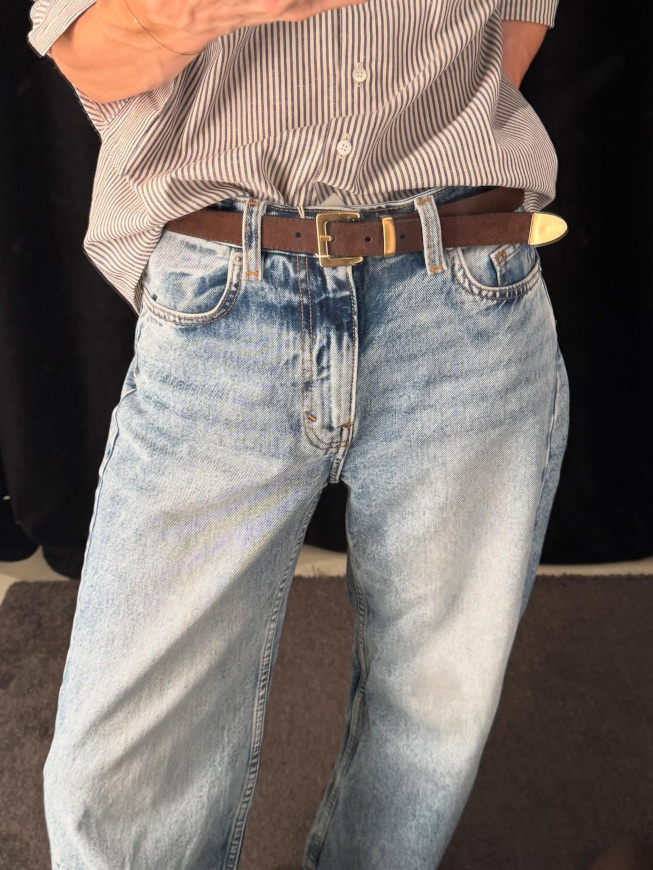 Jean large + chemise rayée = le bon mix