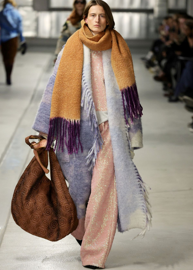 Oui aux paillettes déclinées en mode cosy !
