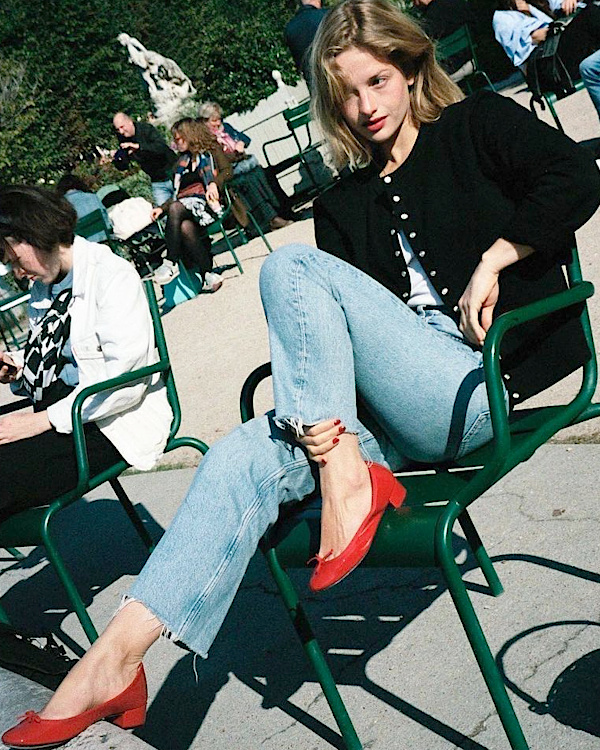 Tenue polyvalente pour une journée à Paris, capable de passer du matin au soir avec élégance