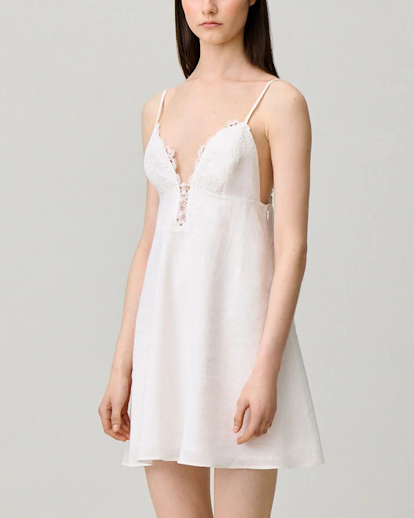 Robe courte dentelle blanc